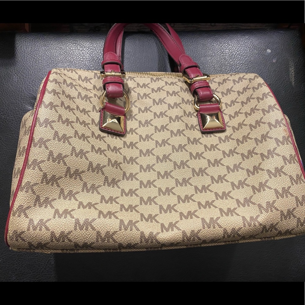 Michael Kors purse